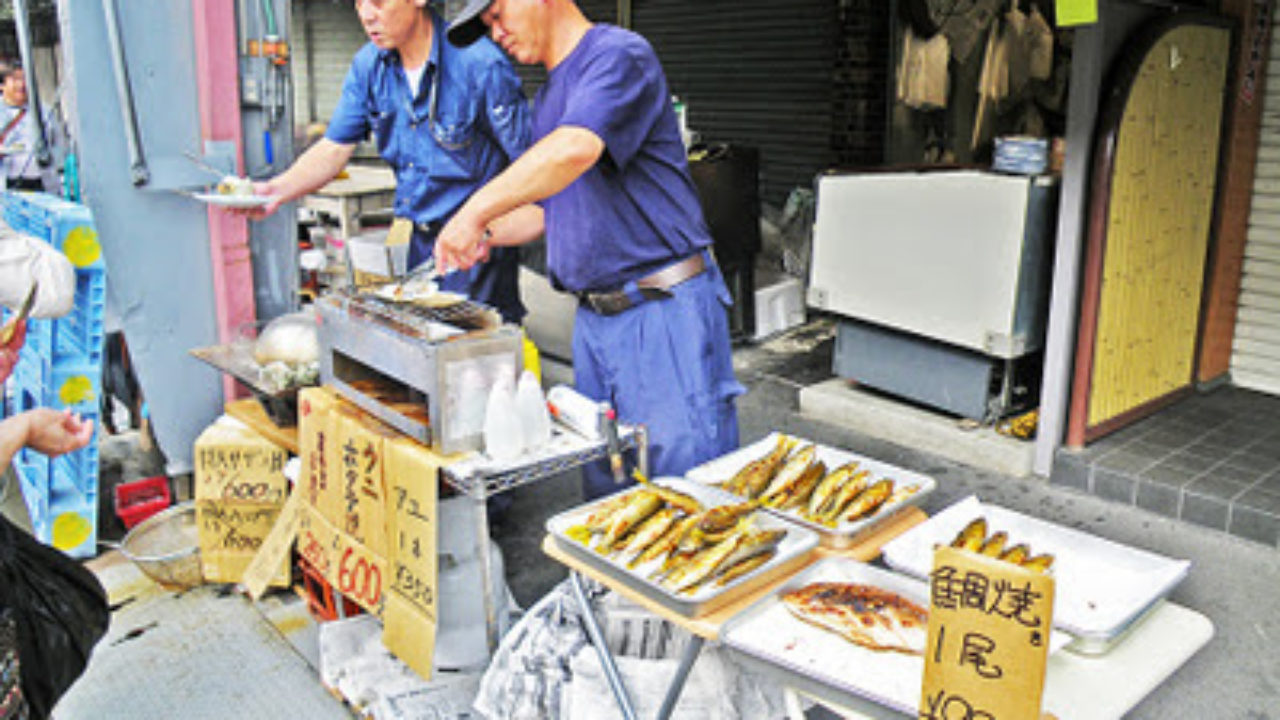 築地場外市場 Tsukiji Outer Market タクシーで巡る東京観光 東京観光をタクシーで楽しむためのポータルサイト Tokyodrive